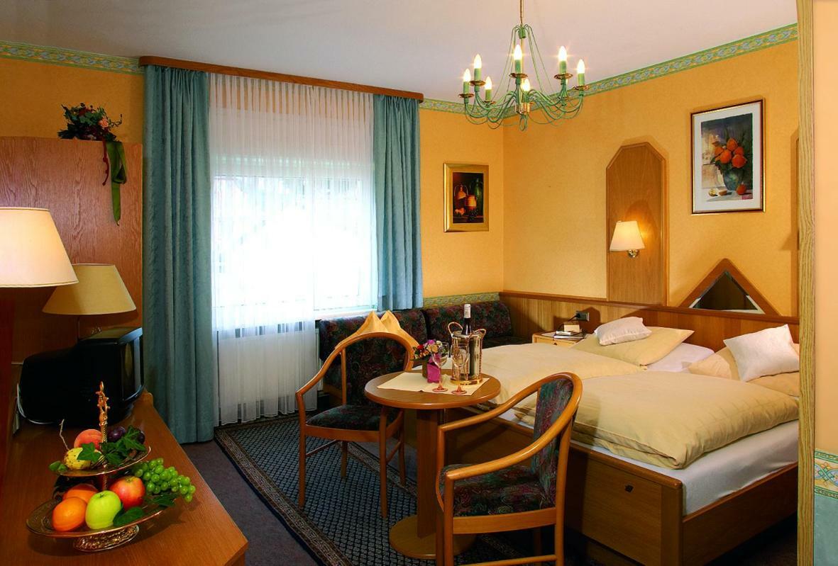 Gastehaus Hotel Rheingraf Kamp-Bornhofen Eksteriør billede